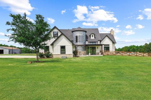 2889 County Road 114, Whitesboro