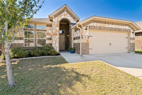 300 Balcones Drive, Fort Worth