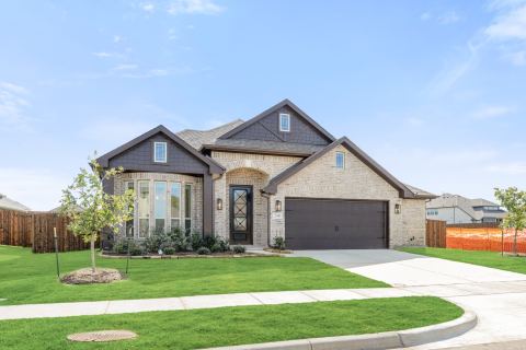 240 Claywood Drive, Glenn Heights