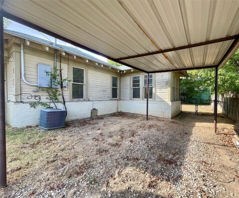 512 NW 5th Street, Mineral Wells, TX 76067 — photo 2