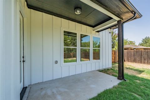 305 Hobbs Avenue, Boyd, TX 76023 — photo 3