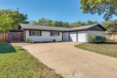 7012 Trimble Drive, Fort Worth