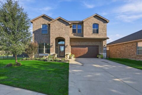 1025 Doe Meadow Drive, Fort Worth