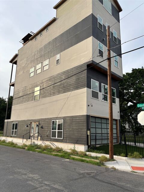 1401 Seegar Street, Dallas
