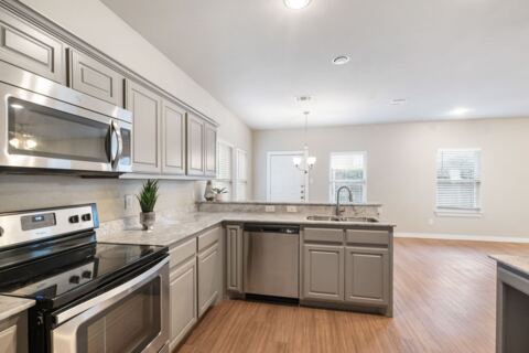 9910 Ironhorse Drive, Dallas