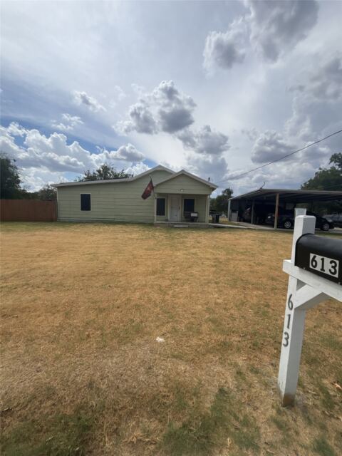 613 N Merrimac Street, Weatherford