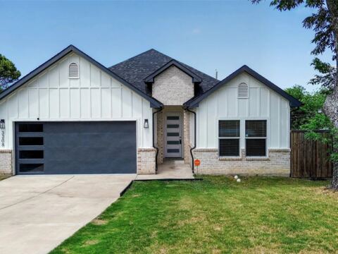 3208 31st Street, Fort Worth
