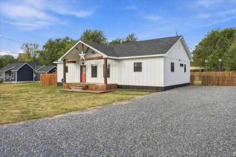 505 N White Oak, Dodd City, TX 75438 — photo 2