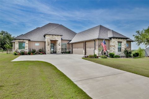 8021 White Drive, Granbury