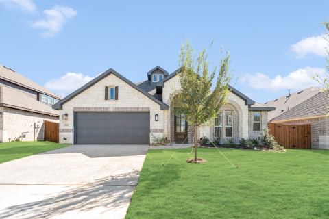 913 Hickory Chase Drive, Godley