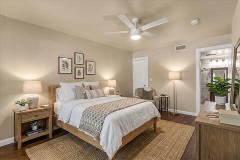114 Harbor Drive 219, Runaway Bay, TX 76426 — photo 3