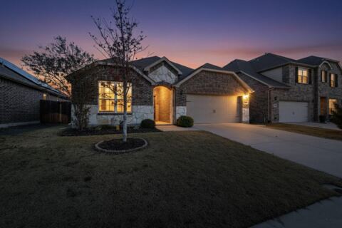 2817 Ash Avenue, Melissa