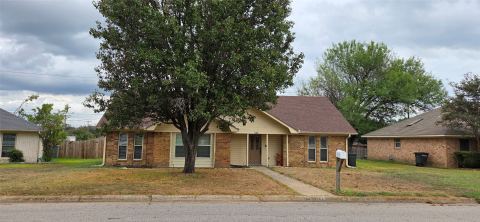 144 Hollie Circle, Sulphur Springs