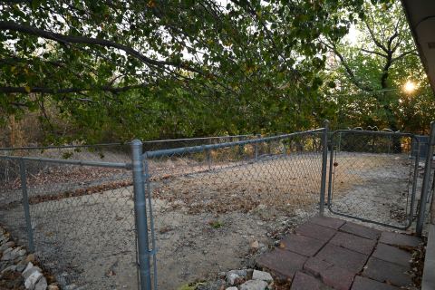 606 N Sewell Drive B, Decatur, TX 76234 — photo 2