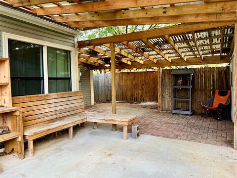 603 W Cedar Street, Nocona, TX 76255 — photo 3
