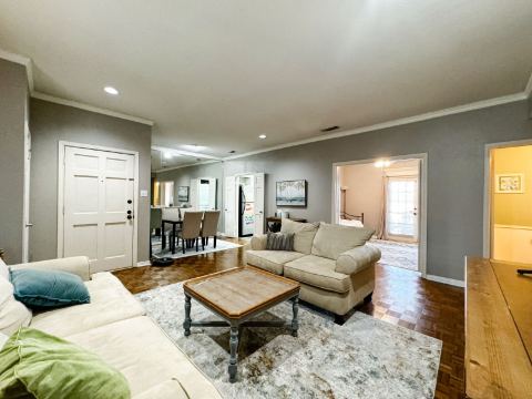 4415 Bellaire Drive S 201S, Fort Worth