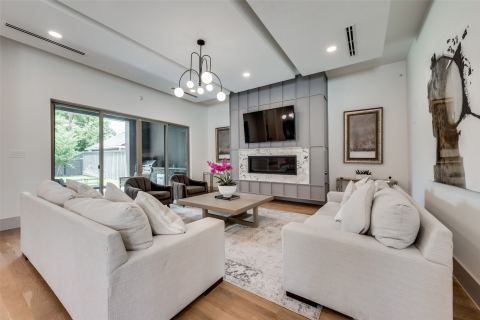 4528 W Amherst Avenue, Dallas