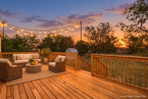 219 Cumberland Trail, Bridgeport