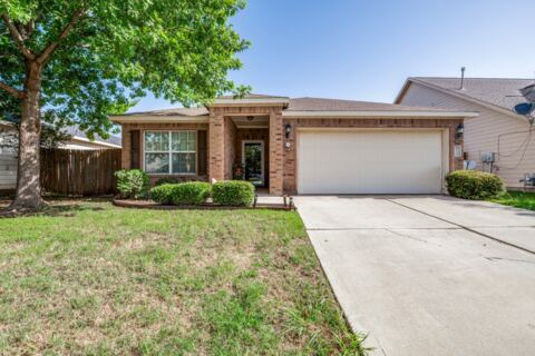 624 Noble Grove, Fort Worth