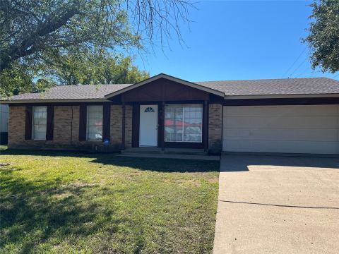 102 Silver Creek Drive, Duncanville