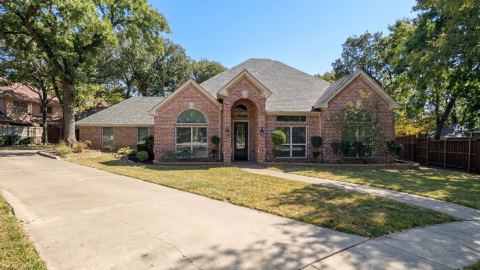 804 Woodbury Court, Keller